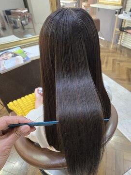 デザイナーズヘアー ラグジス(Designers hair LUXIS) ～【LUXIS海老名】～話題の酸性ストレート♪