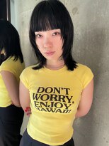 ランド(LAND)&nbsp;黒髮ウルフ　ミディアム レイヤー　ストレートパーマ