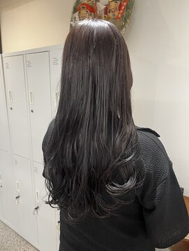 カリネバイフィエル(CALINER by Fier) 艶感たっぷり透明感グレージュ◎