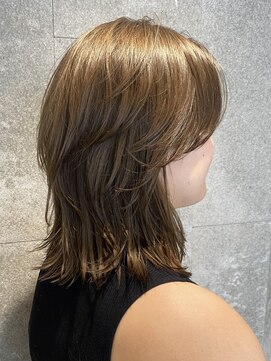 ピークアブー 原宿ハラカド(PEEK-A-BOO) 海外風レイヤーウルフロングミディアムハッシュカット