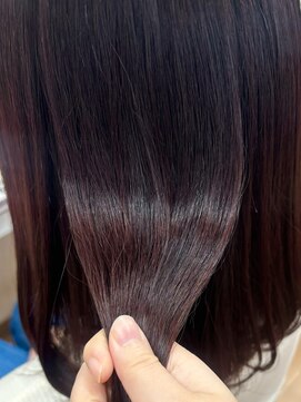 ダークチェリーピンク