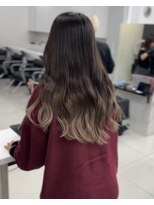 アライブ ハラジュク(ALIVE harajuku)&nbsp;グラデーションカラーバレイヤージュインナーカラー　ryota