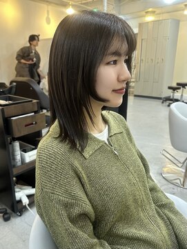 ソイクフ(SOY KUFU) レイヤーカットセミロングレイヤーボブ外ハネボブグレージュ