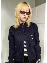 ゾーイダイミョウ(ZOEY daimyo)&nbsp;レイヤーカット/ハッシュカット/ハイトーン