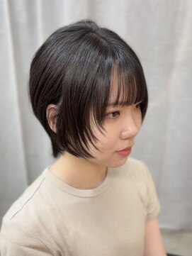 ウリ 横浜(uli) ミニシャギーウルフ×艶髪カラー