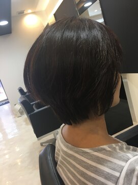 ディーヘアーデザイン(d.HAIR DESIGN) 頭の形がよく見える！ショート