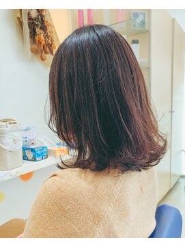 クリエイティブヘアージール(CREATIVE HAIR Zeal) 外ハネワンカール