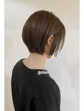 テトラ バイ ネオリーブ 横浜西口店(tetra by neolive) 流行りのショートで小顔見せ！！