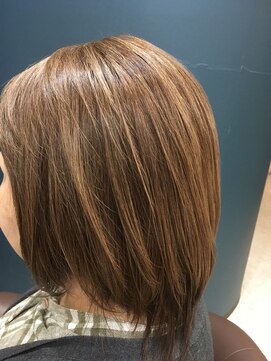 ヘアサロンアンドヘアメイクディー(hair salon hair make D) 仙台D ハイトーン×グレイぼかし×ミディアムボブstyle