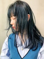アイティーバイアルバム 藤沢店(IT by ALBUM)&nbsp;ブルーブラック_くびれヘアツートンカラーアースカラー_ba300411