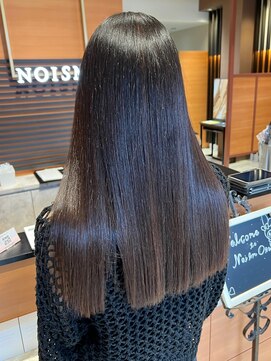 ノイズ オオサカ(NOISM) 美髪矯正　姫カット