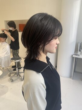 ハイブ 金沢(Hive) ウフルカットレイヤーカットボブウルフブルーブラック10代20代