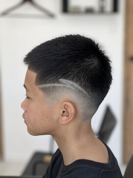 クラウドナイン(CLOUD9) スキンフェード