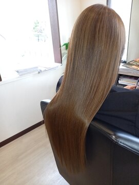 コア フィール ア デイ(COIFFURE A DAY) スーパーロング ベージュカラー 髪質改善トリートメント