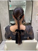 韓国ヘアアレンジきれいめ金箔ローポニー