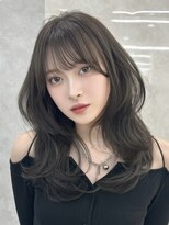 マウル 栄(MAEUL)&nbsp;レイヤーカット　ミディアム　くびれヘア　縮毛矯正