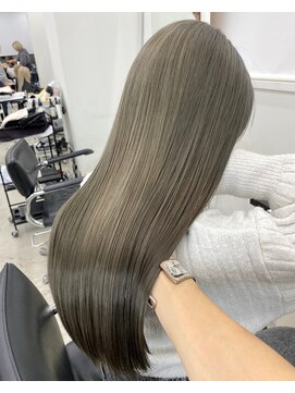 エゴル ナゴヤサカエ(ENGOL NAGOYA SAKAE) ミルクティーグレージュ/グレージュ/ハイトーンカラー