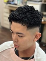 銀座マツナガ 浅草店&nbsp;スキンフェード/アップバング/バーバースタイル/メンズパーマ