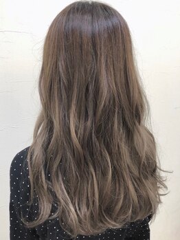 美容室フィール(feel)の写真/【ＣＯＴＡ　クチュールシャンプー　お持ち帰り付きカット¥9240】丁寧なカウンセリングが大好評♪
