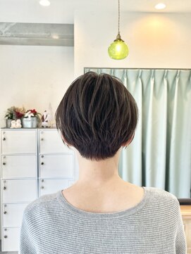 黒髪/クラゲヘアー/オリーブグレー/小顔/ココアベージュ/行徳