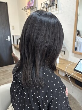 ヒコ(hico) 【艶髪×軽やかレイヤー】大人女子の透明感ダークグレージュ