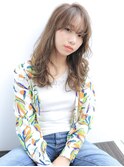 色っぽラフな質感がNEW！ おしゃれクールなくびれセミディ