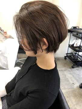 ミラバイグリーン(Mira by green) 【担当JUN】30代耳かけ大人ショート