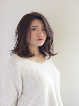 ガビーヘアルーブ(gabi hair LOOB) 大人女性ナチュラルアッシュ