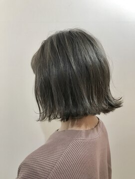 コロ(COLO) 【COLO 吉祥寺 都甲菜穂】切りっぱなしグレージュ