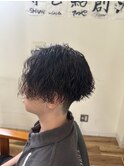 センターパートツイストスパイラルパーマ