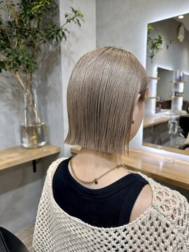 ノアル(NOAHL) ダブルカラー/ブリーチ有/ブリーチ無/透明感/グレージュ/上尾