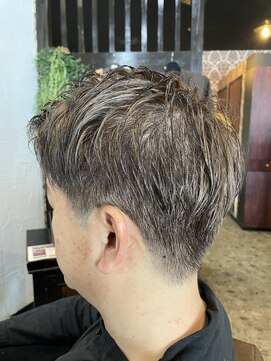 ヘアリゾート マンゴスティン(hair resort Mangosteen) ブリーチカラー