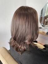 アムアム(amu_amu)&nbsp;透明感抜群外国人風カラー★カット＋イルミナカラー＋うる艶TR