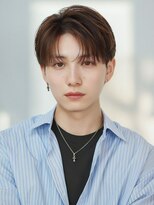 フェザーパーマセンターパートニュアンスパーマ韓国マッシュ黒髪