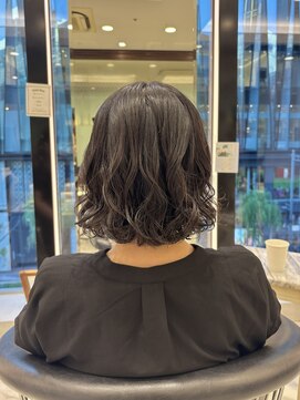 アピッシュ ギンザ(apish ginza) ボブパーマ/コテ巻き風パーマ/プードルパーマ/伸ばしかけボブ