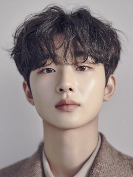 ノラキチジョウジ(NORA KICHIJOJI) ワックスなしシャドウパーマ韓国マッシュダウンパーマメンズ