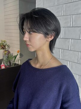 ボブウルフハッシュカットショートウルフボブ小顔カット