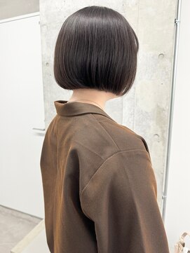 モリオ(morio) ストレート　ミニボブ　ワンレンボブ