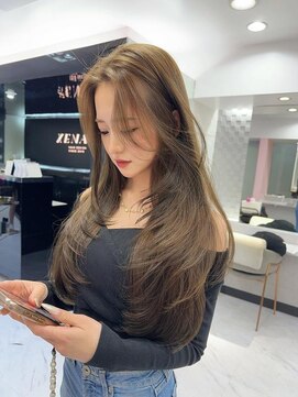 ジェム リット(GEM lit) 色気を覆う☆オリーブベージュにレイヤーカット