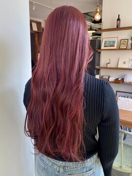 ヘアーアイストゥーレ(HAIR ICI TRE) ブリーチなしカラーピンクレッドラベンダーオレンジ 担当渡辺聖