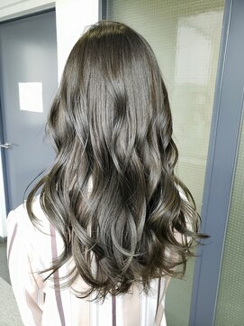 ロージアバイアルティナ(ROSIER by artina) くすみカラー×グレージュ×レイヤーカット