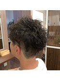 20代30代40代刈り上げカジュアルナチュラルパーマアッシュ