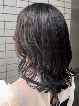 ラウレア(LAULEA) くびれカット/外ハネカット/ミディアムヘア/くびれスタイリング