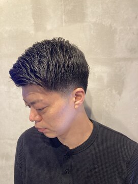 フランクスバーバーリザーブ 人形町店(FRANK’S BARBER RESERVE) フェードカットi