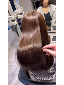 ディーエックス スリー(Dxxxx III) ・髪質改善トリートメント・