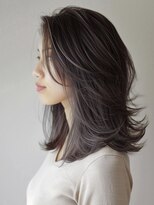 アルトリスト(Altruist Aging×HAIR&SPA) ★ダークアッシュ大人ガーリーボブ着物ミディアムレイヤーカット