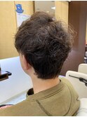 メンズマッシュ耳出しツーブロックスパイラルパーマ