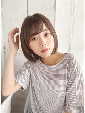 アーク(ARC+) ボブレイヤーベージュカラー