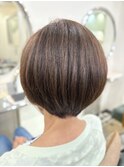 ショートボブ