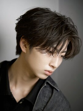 ルーシー 川越(LUCEY) センターパートフェザーパーマシャドウパーマメンズパーマ